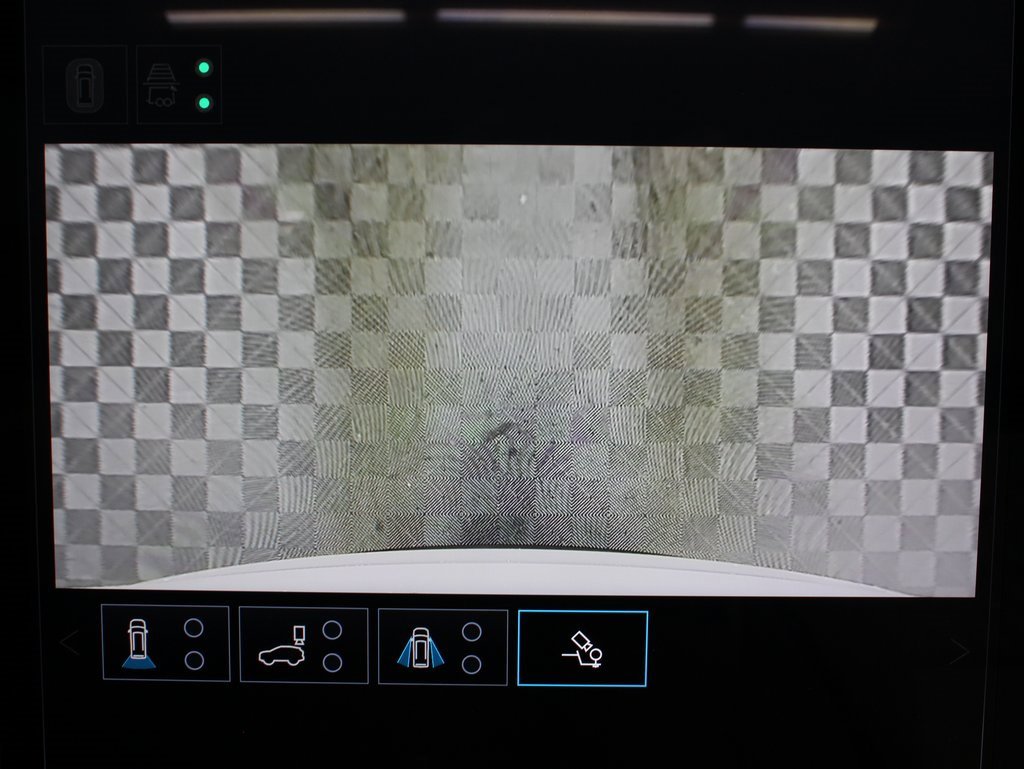 Used 2024 GMC Acadia Denali image 22