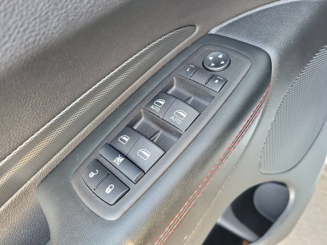 Used 2025 Dodge Durango GT RWD image 13