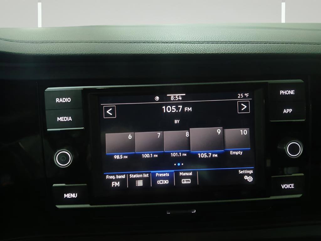 Used 2024 Volkswagen Jetta SE FWD image 11