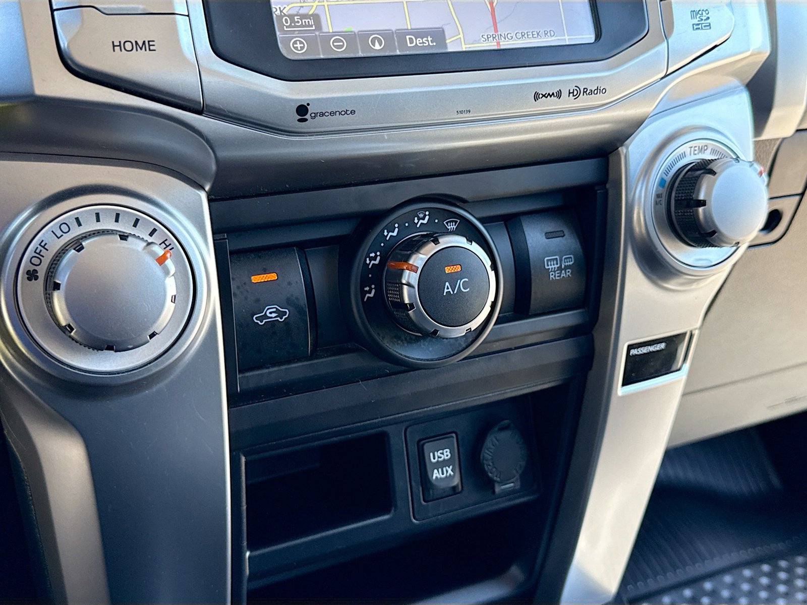 Used 2018 Toyota 4Runner SR5 Premium AWD/4WD image 12