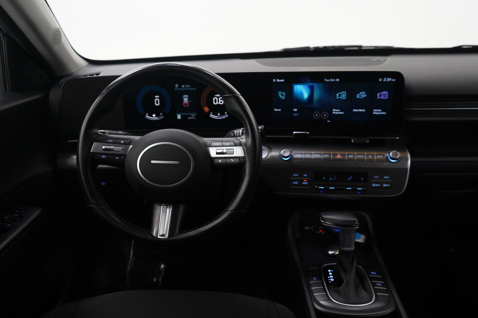 Used 2024 Hyundai Kona SEL image 12