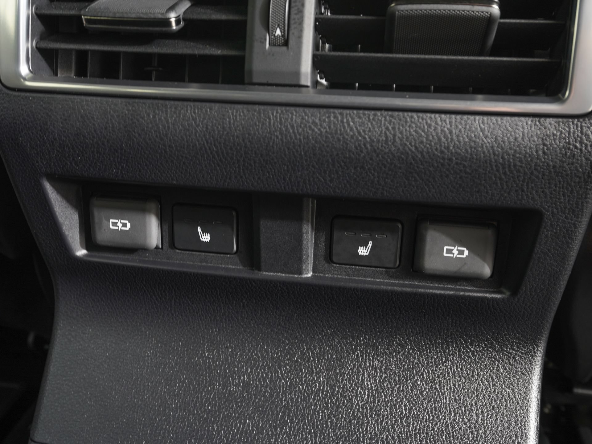 Used 2024 Lexus GX 550 AWD/4WD image 11