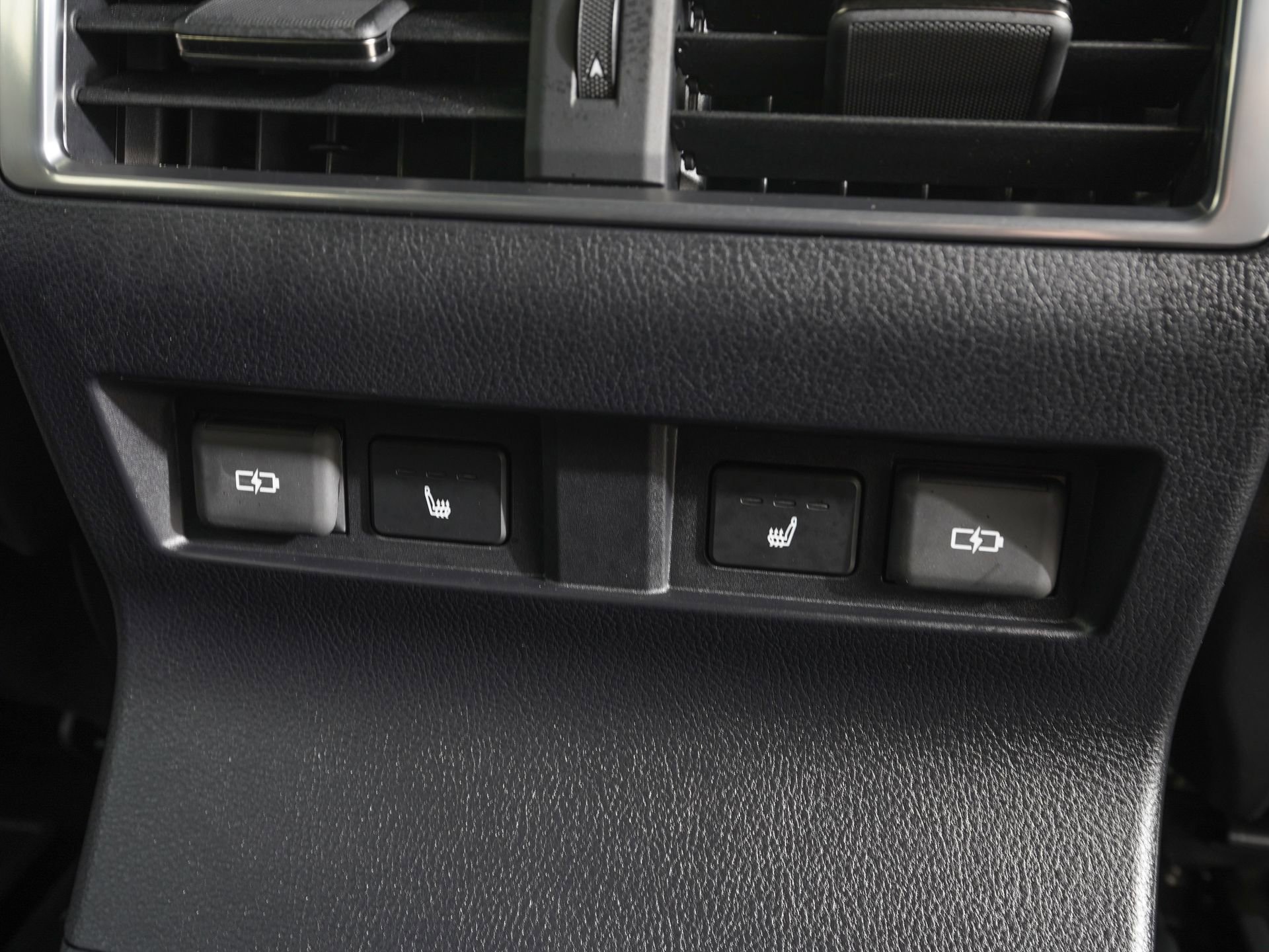 Used 2024 Lexus GX 550 image 11