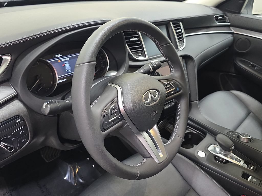 Certified 2022 INFINITI QX50 Pure AWD/4WD image 12