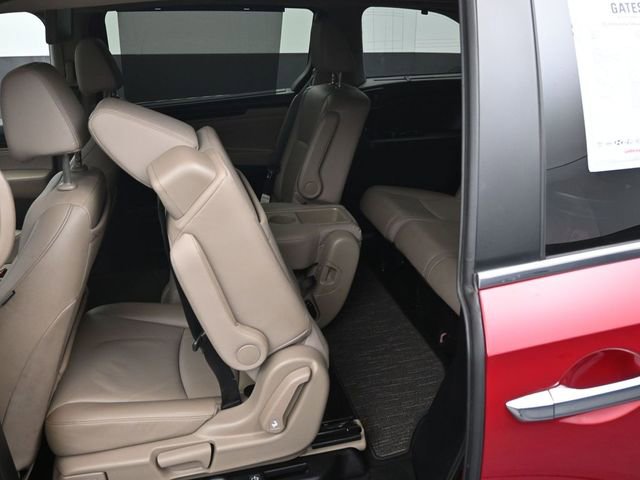 Certified 2024 Honda Odyssey Touring image 37