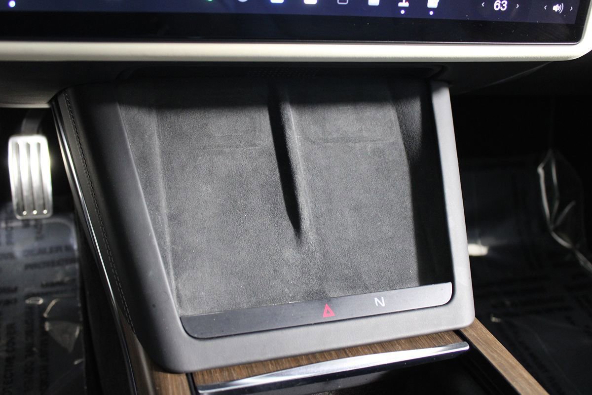 Used 2022 Tesla Model S AWD/4WD image 17