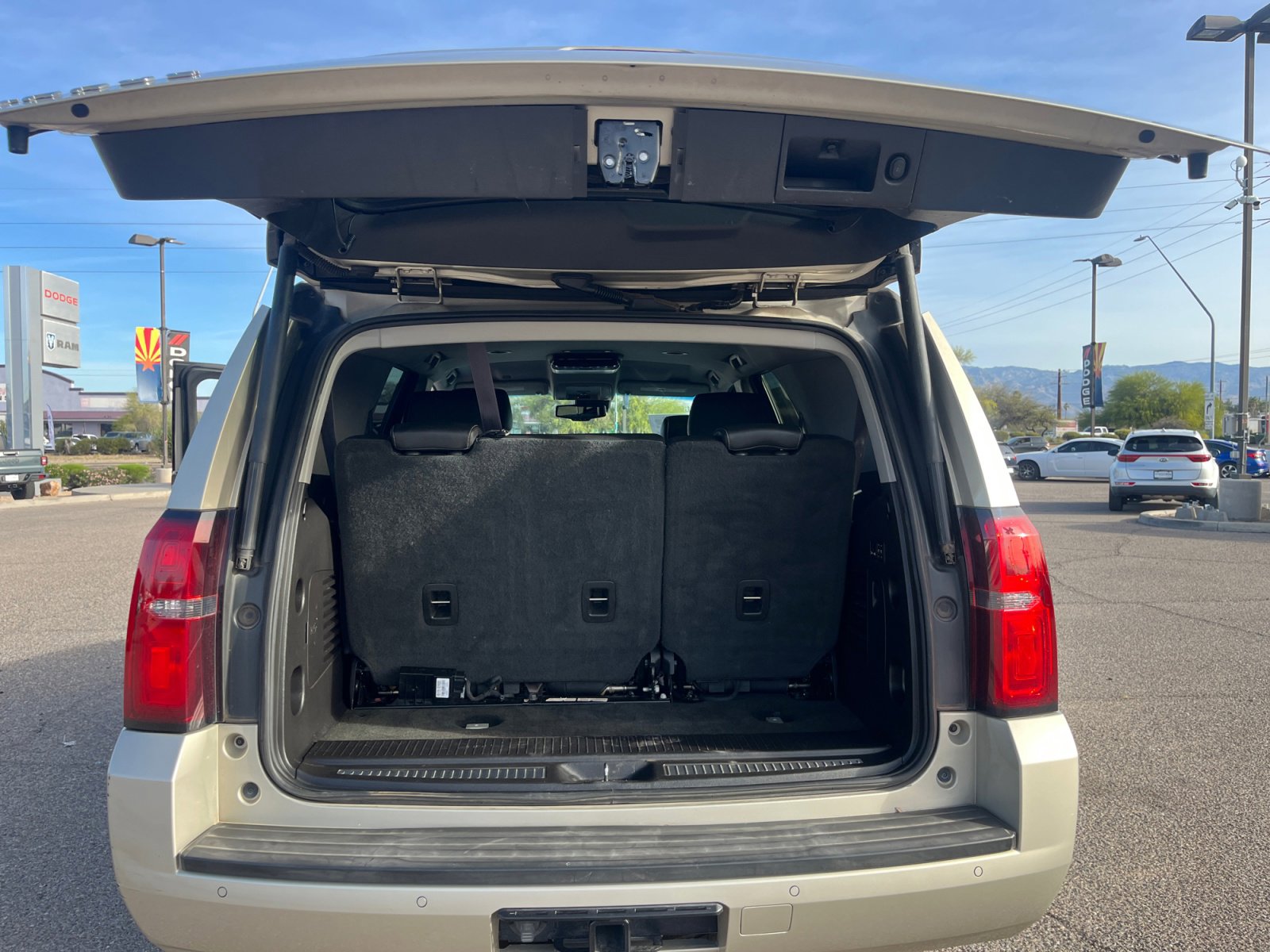 Used 2015 Chevrolet Tahoe LT w/ Luxury Package image 34