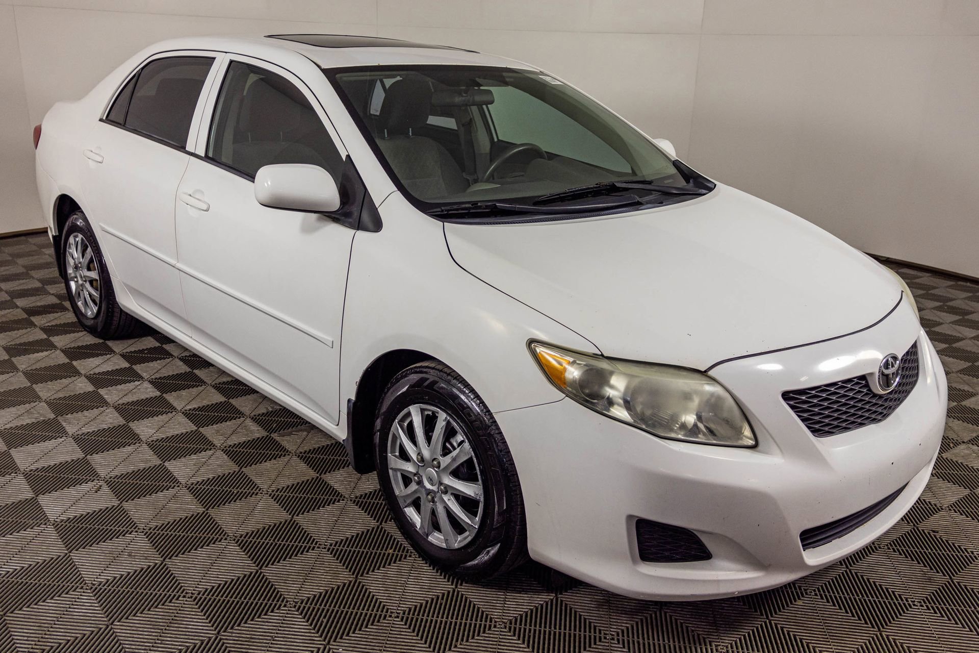 Used 2009 Toyota Corolla LE FWD image 9