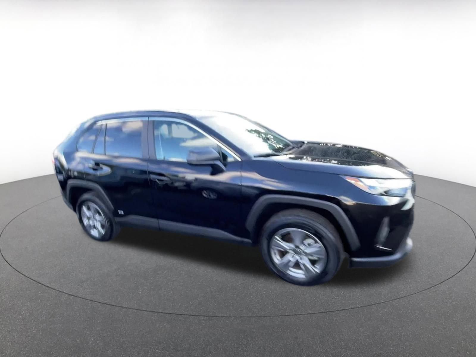 Used 2025 Toyota RAV4 LE image 2