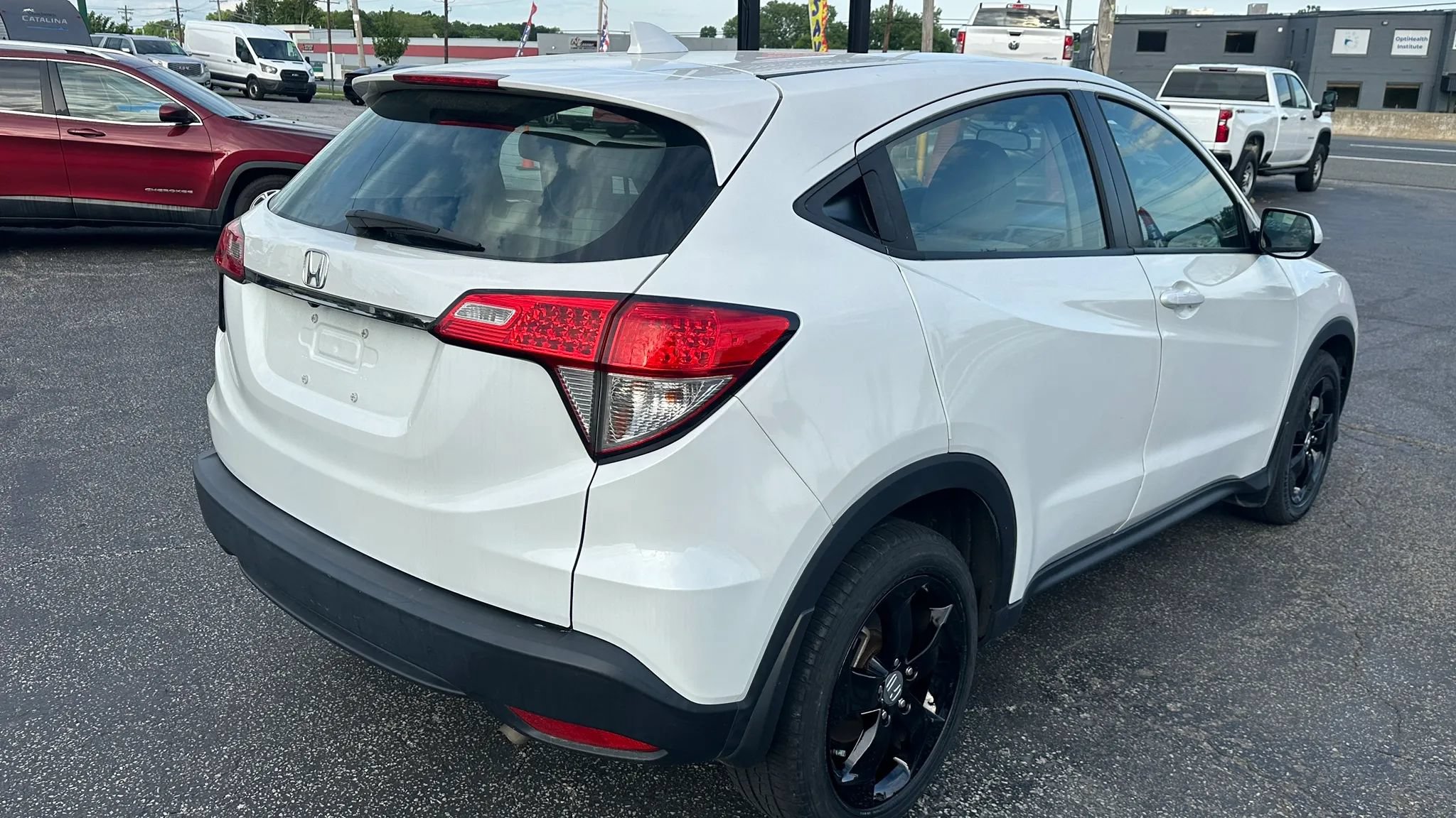 Used 2022 Honda HR-V LX image 5