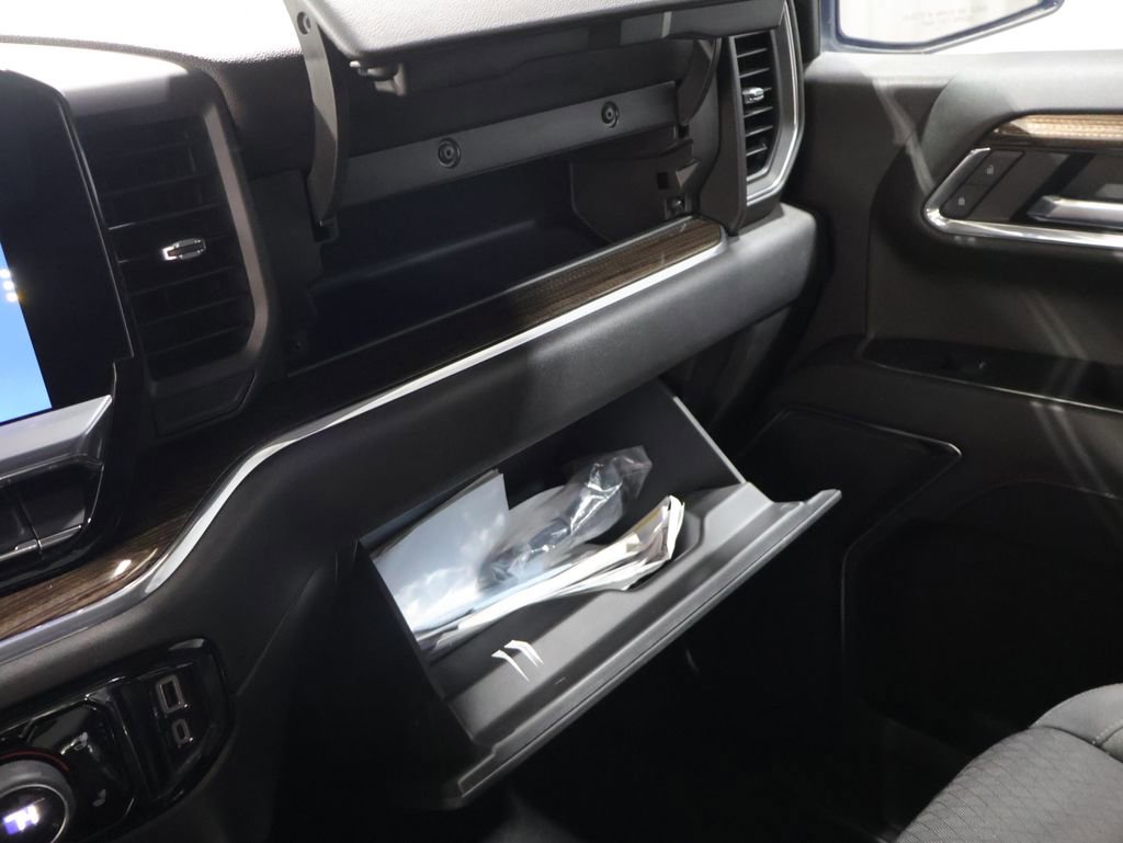 Used 2023 Chevrolet Silverado 1500 LT Trail Boss w/ Protection Package AWD/4WD image 29