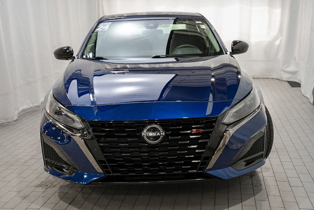 Certified 2024 Nissan Altima 2.5 SR image 2