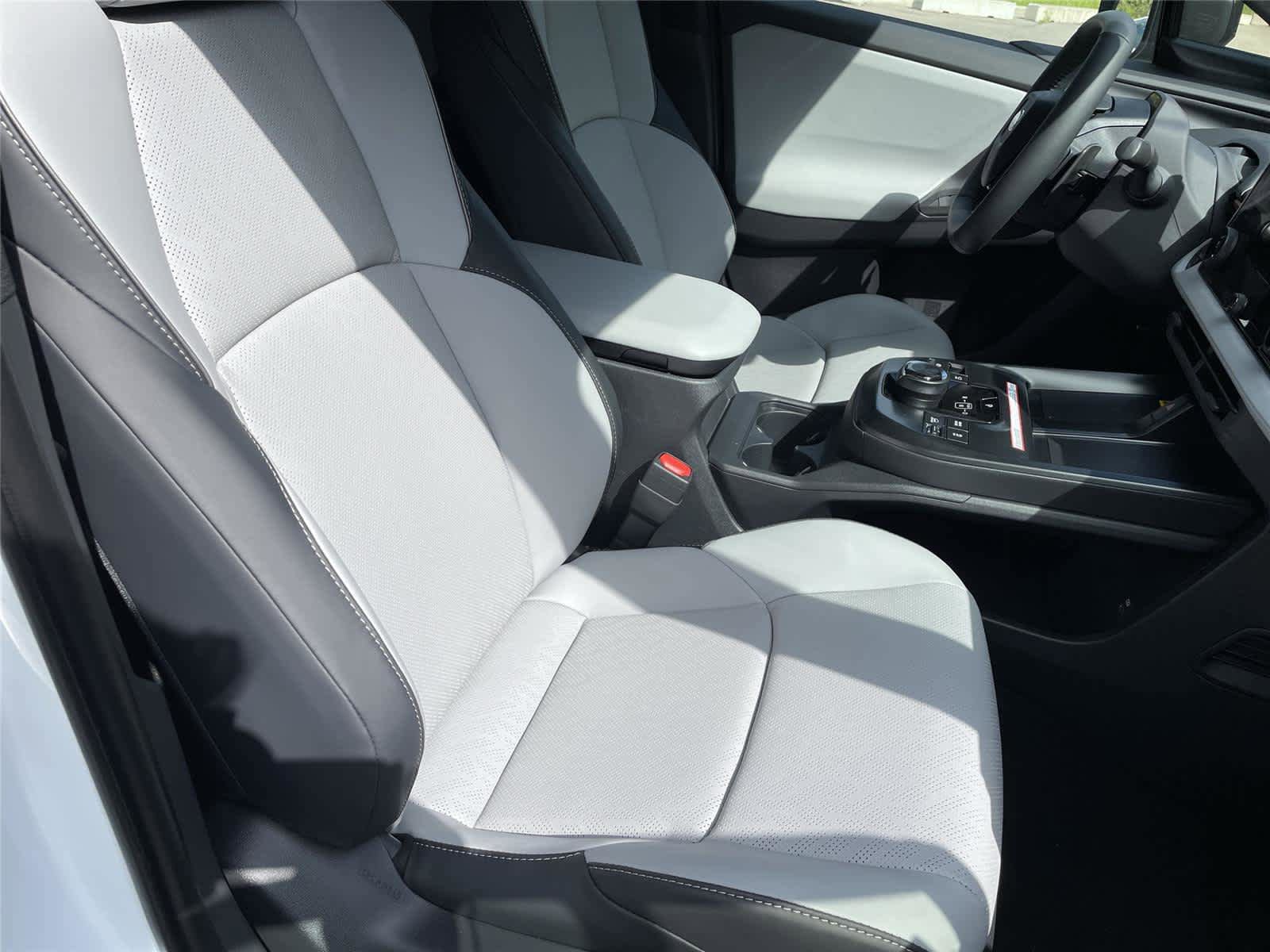 New 2026 Subaru Uncharted AWD image 18