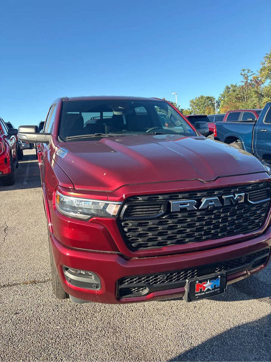 Used 2025 RAM 1500 Big Horn AWD/4WD image 28