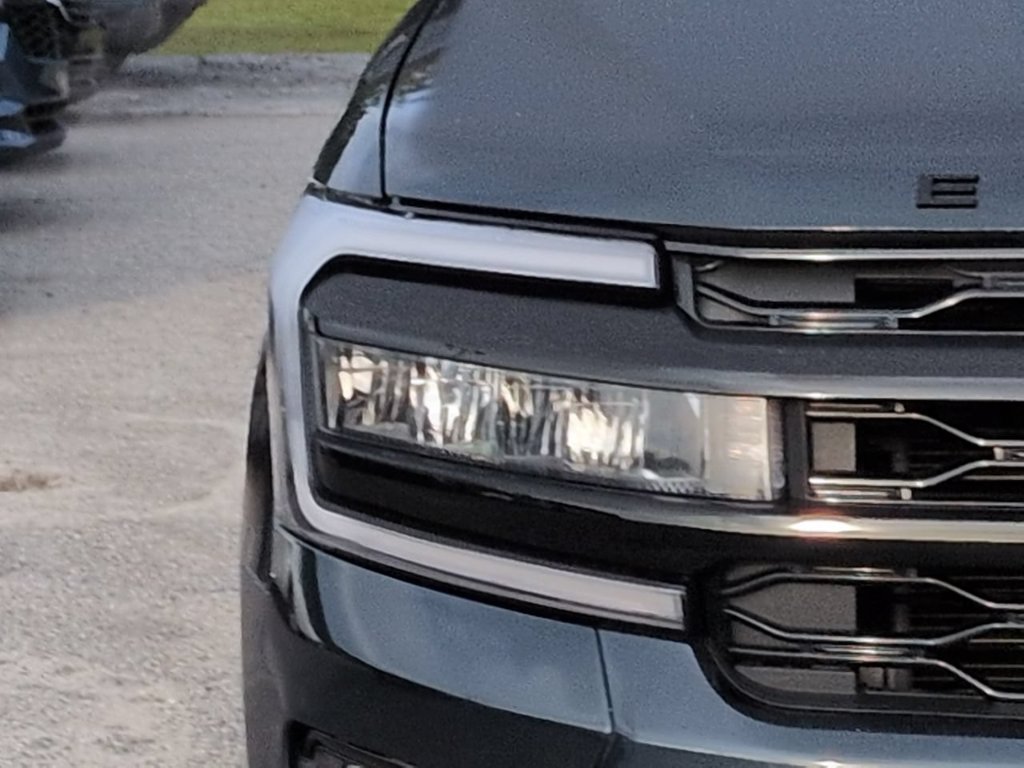 Used 2024 Ford Expedition Limited RWD image 10