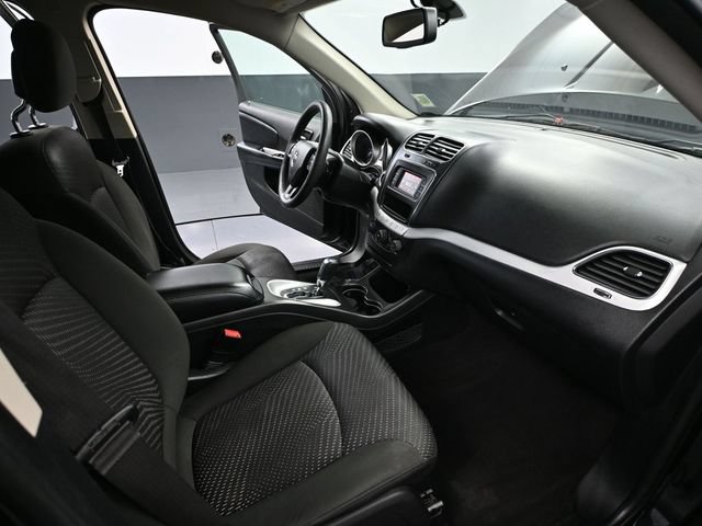 Used 2019 Dodge Journey SE FWD image 44