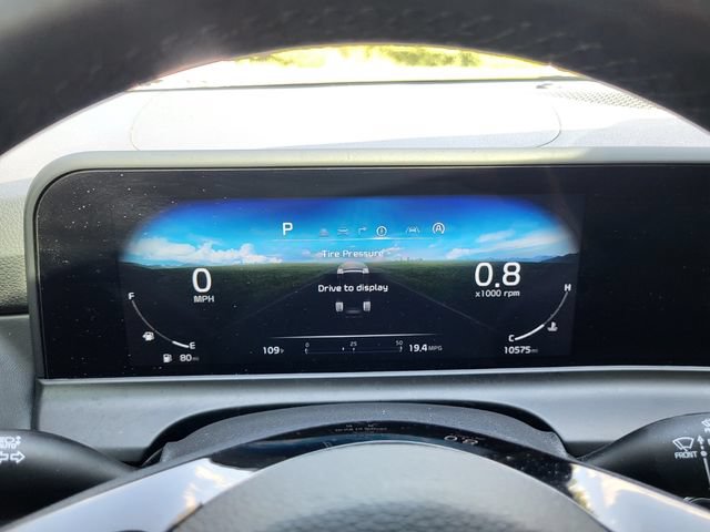 Certified 2025 Kia Seltos EX FWD image 19