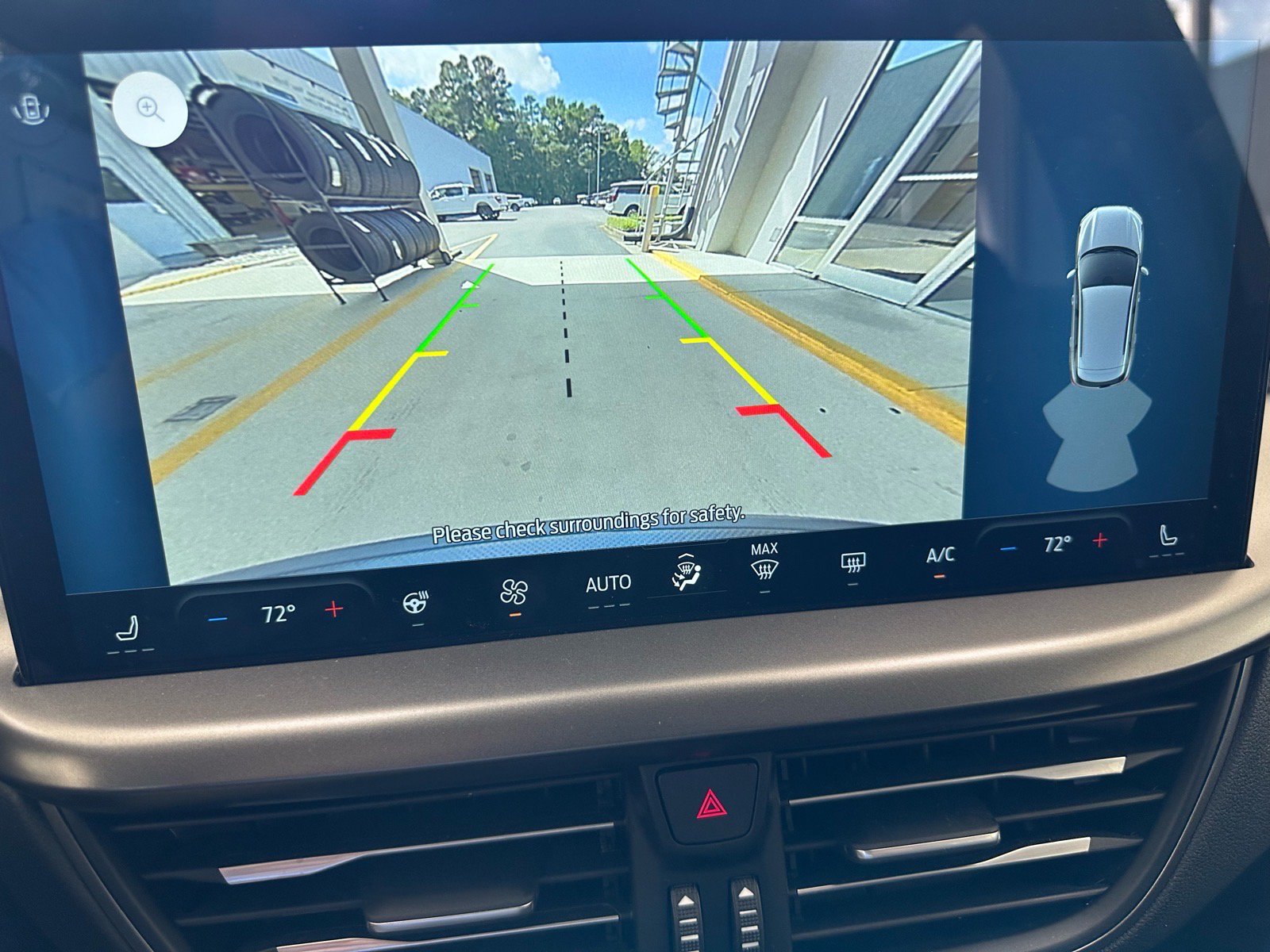 Certified 2026 Ford Escape SE FWD image 31