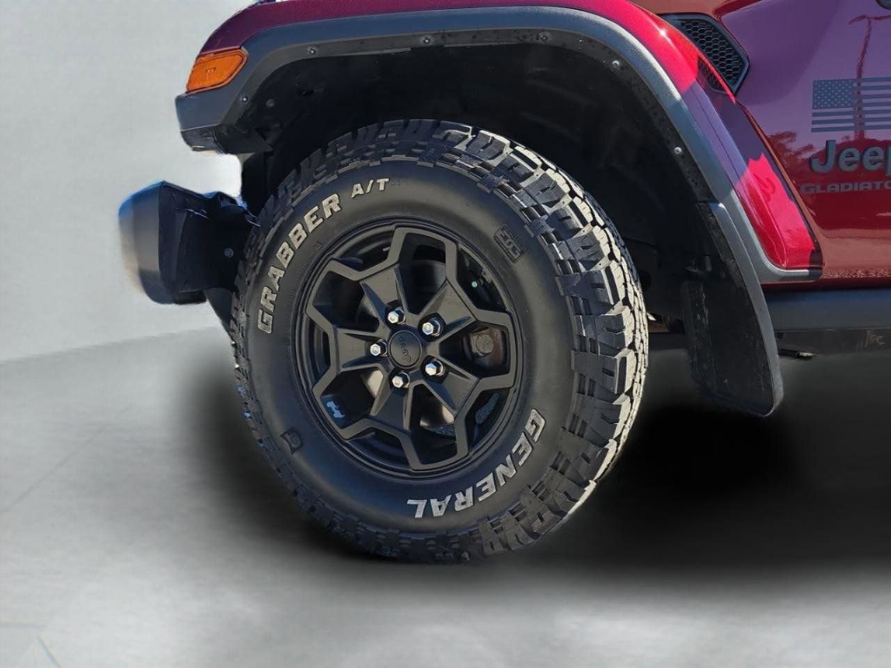 Used 2021 Jeep Gladiator Sport image 14