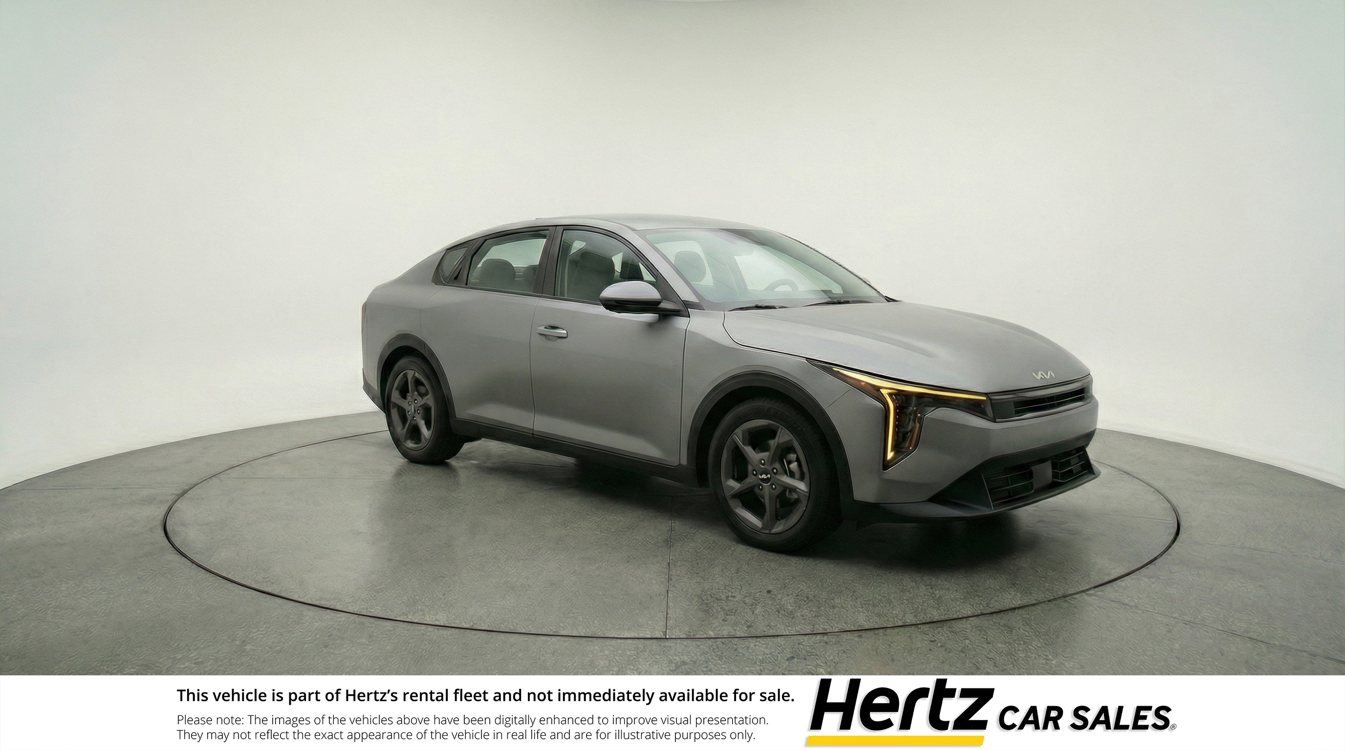 Used 2025 Kia K4 LXS image 1