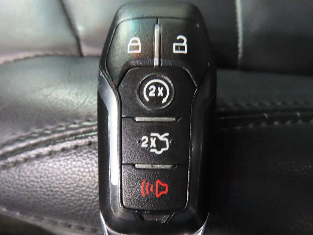 Used 2016 Ford Explorer XLT w/ Equipment Group 202A AWD/4WD image 61