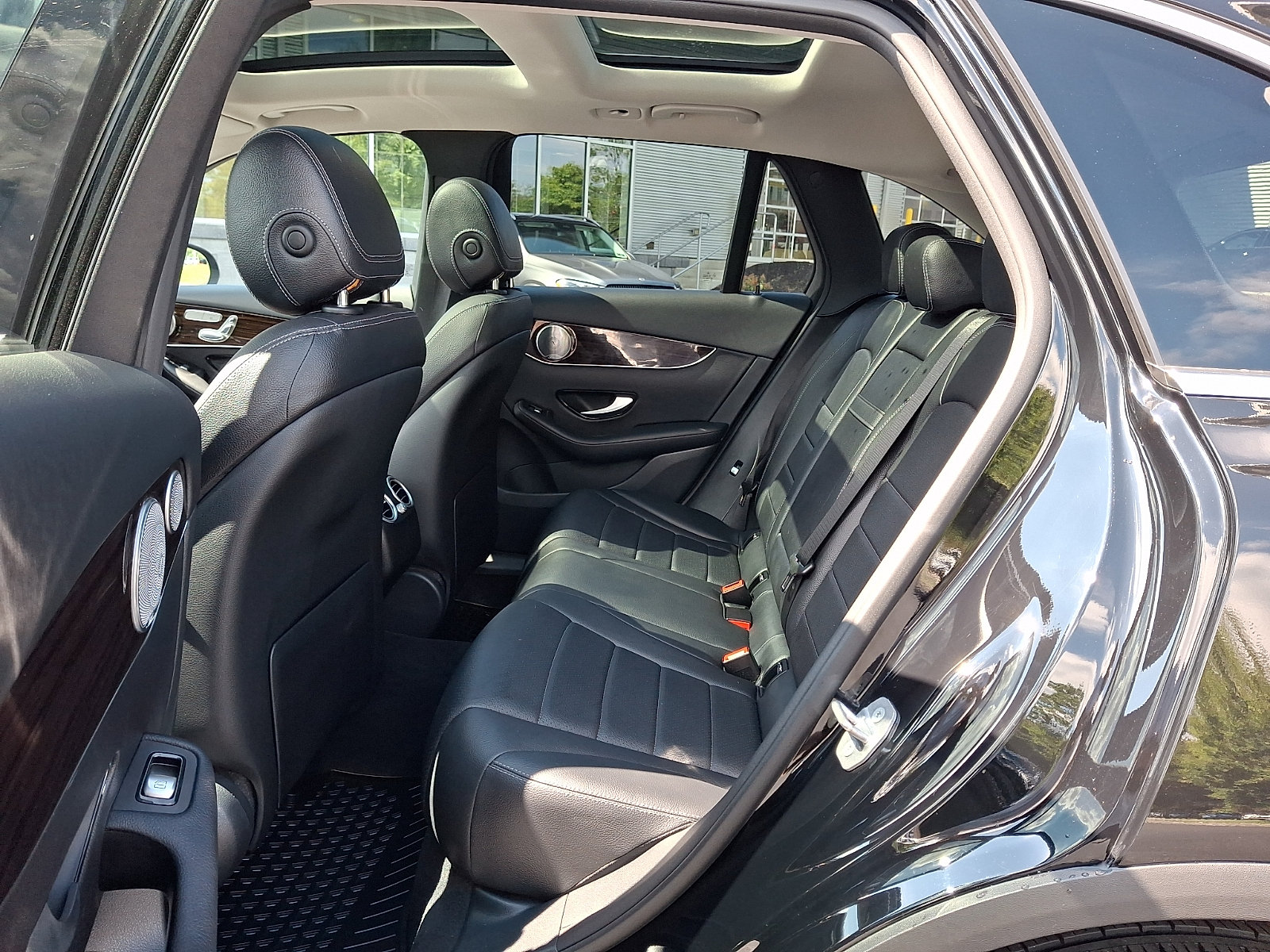Used 2016 Mercedes-Benz GLC 300 4MATIC image 10