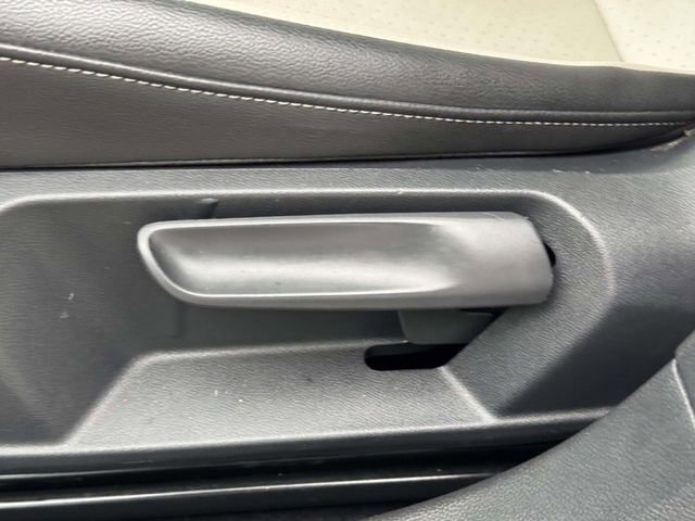 Used 2021 Volkswagen Jetta R-Line w/ R-Line Cold Weather Package image 15