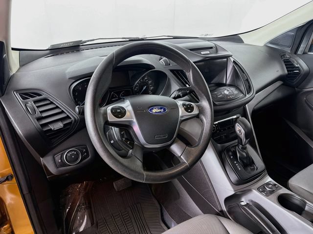 Used 2016 Ford Escape SE w/ Equipment Group 201A AWD/4WD image 9