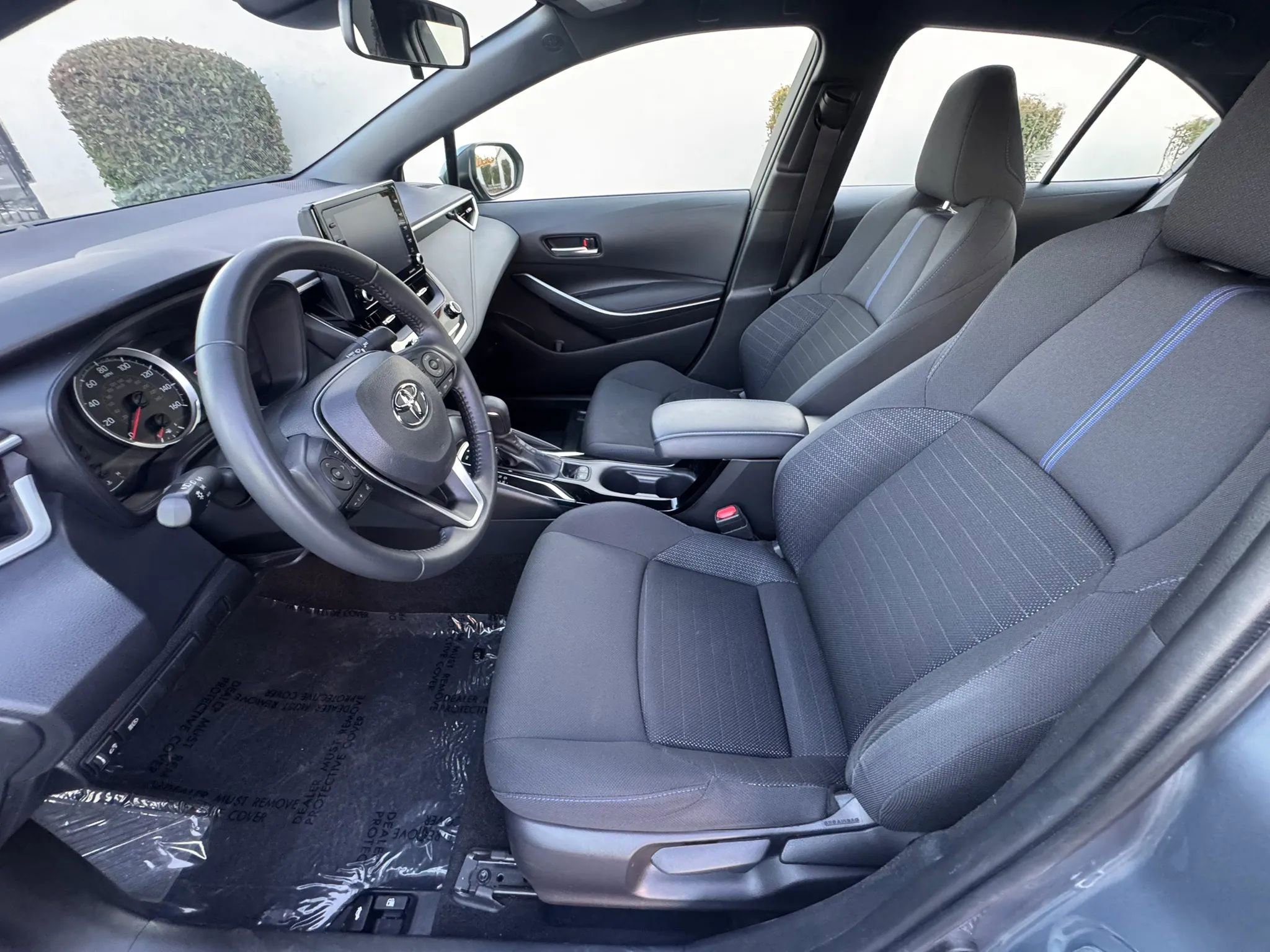 Used 2022 Toyota Corolla SE w/ Carpet Mat Package (TMS) FWD image 11