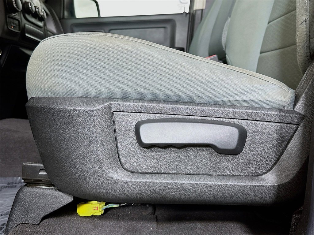 Used 2017 RAM 1500 Express image 22