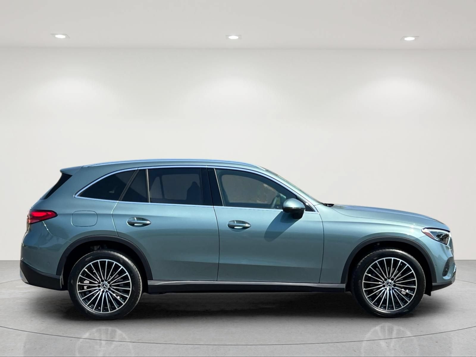 New 2026 Mercedes-Benz GLC 300 4MATIC image 6