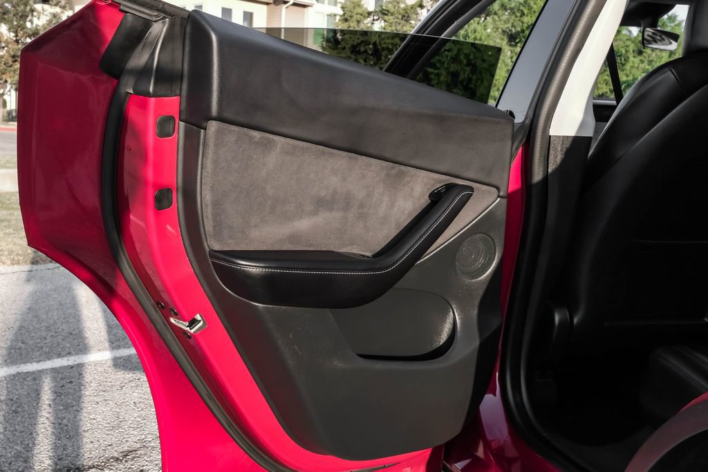 Used 2021 Tesla Model Y 2WD image 50