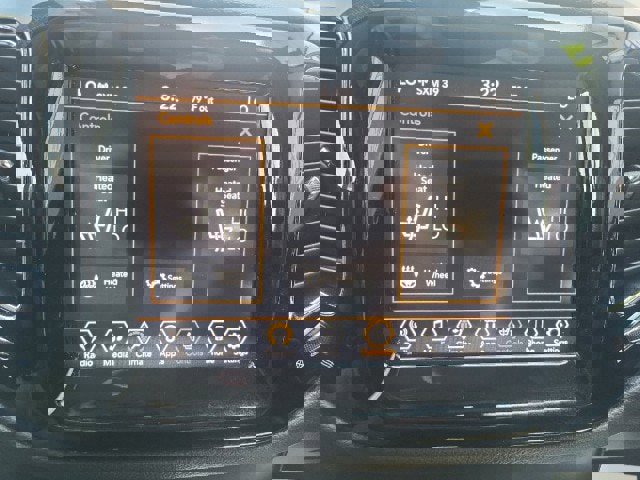 Used 2019 Jeep Compass Limited w/ Advanced Safety Group image 12