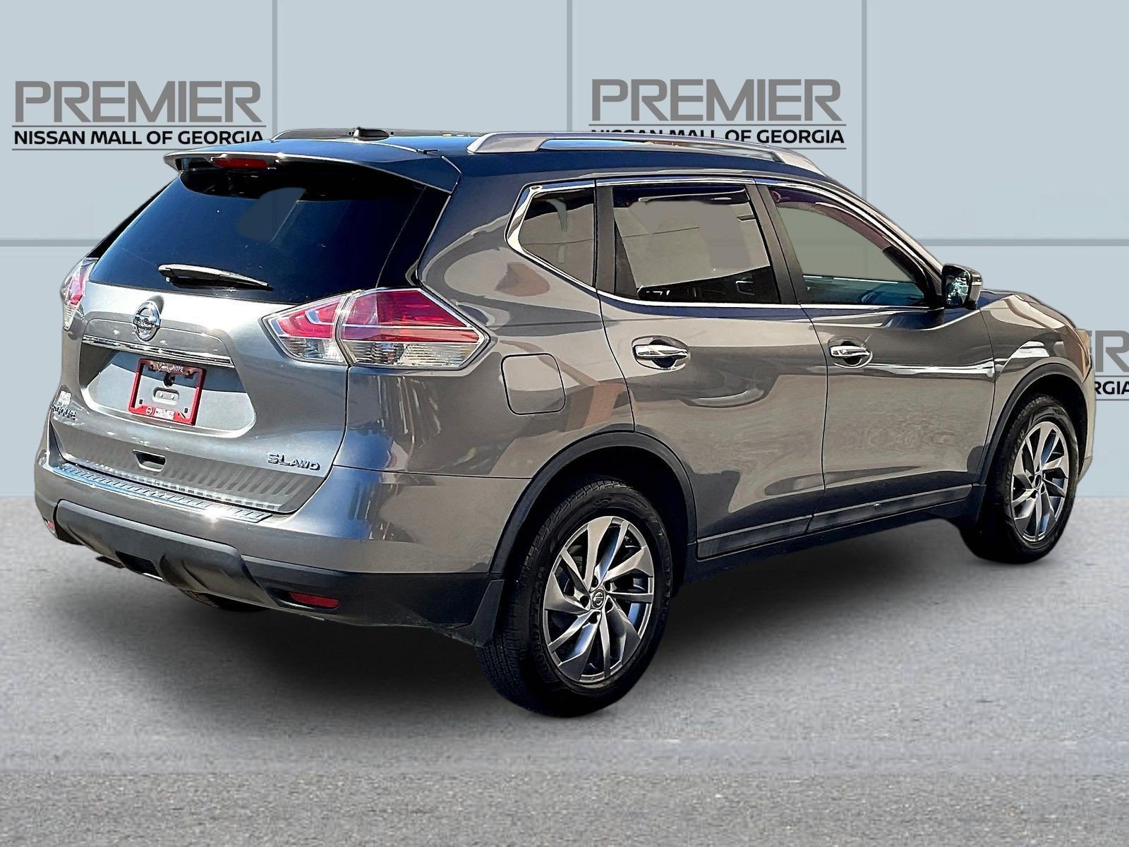 Used 2015 Nissan Rogue SL AWD/4WD image 7