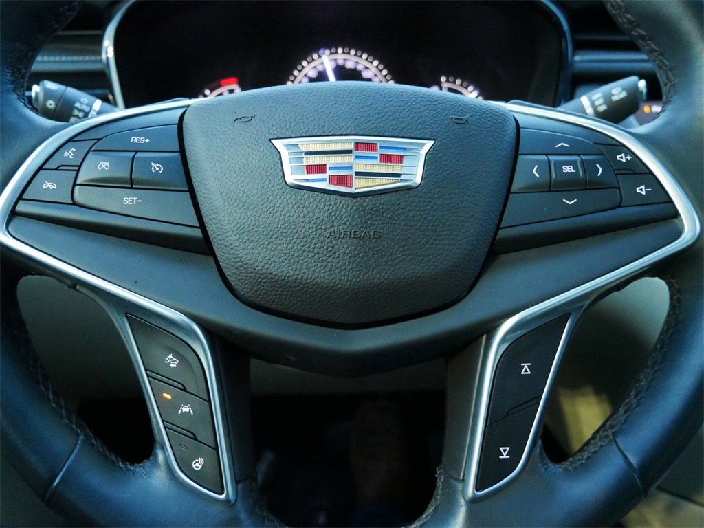 Used 2017 Cadillac XT5 Luxury w/ Driver Awareness Package image 17