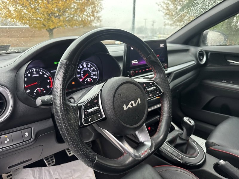 Used 2022 Kia Forte GT image 11