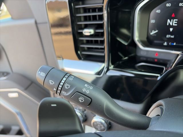 New 2026 GMC Sierra 1500 SLT w/ SLT Convenience Package image 20