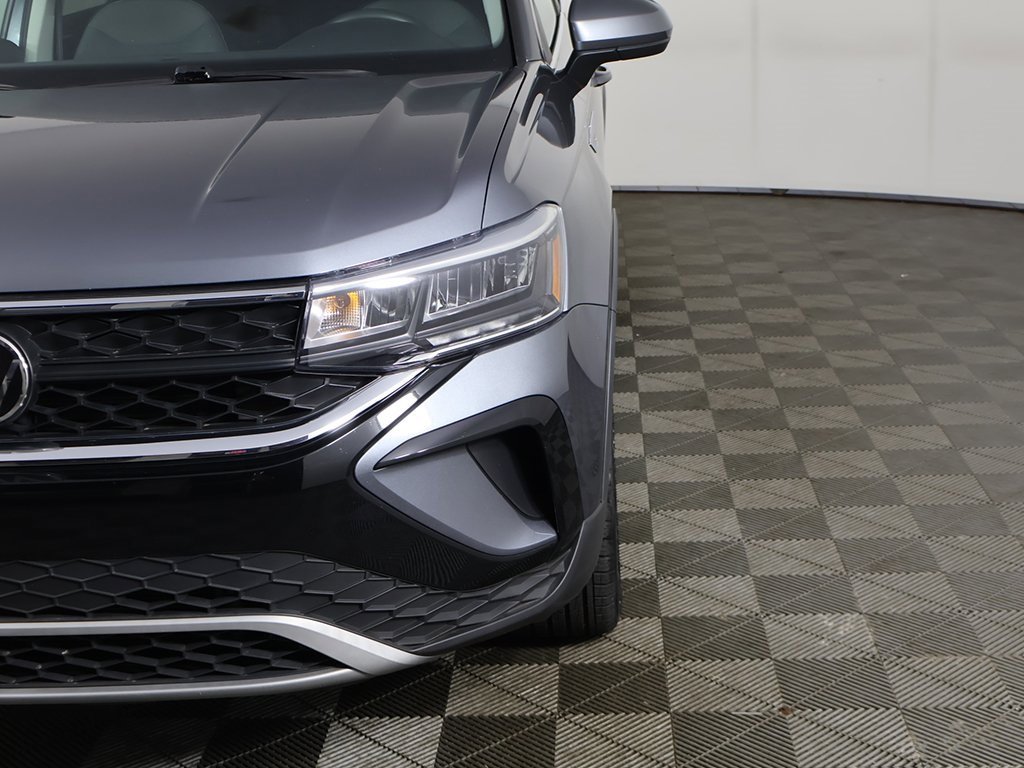 Used 2022 Volkswagen Taos SE image 14