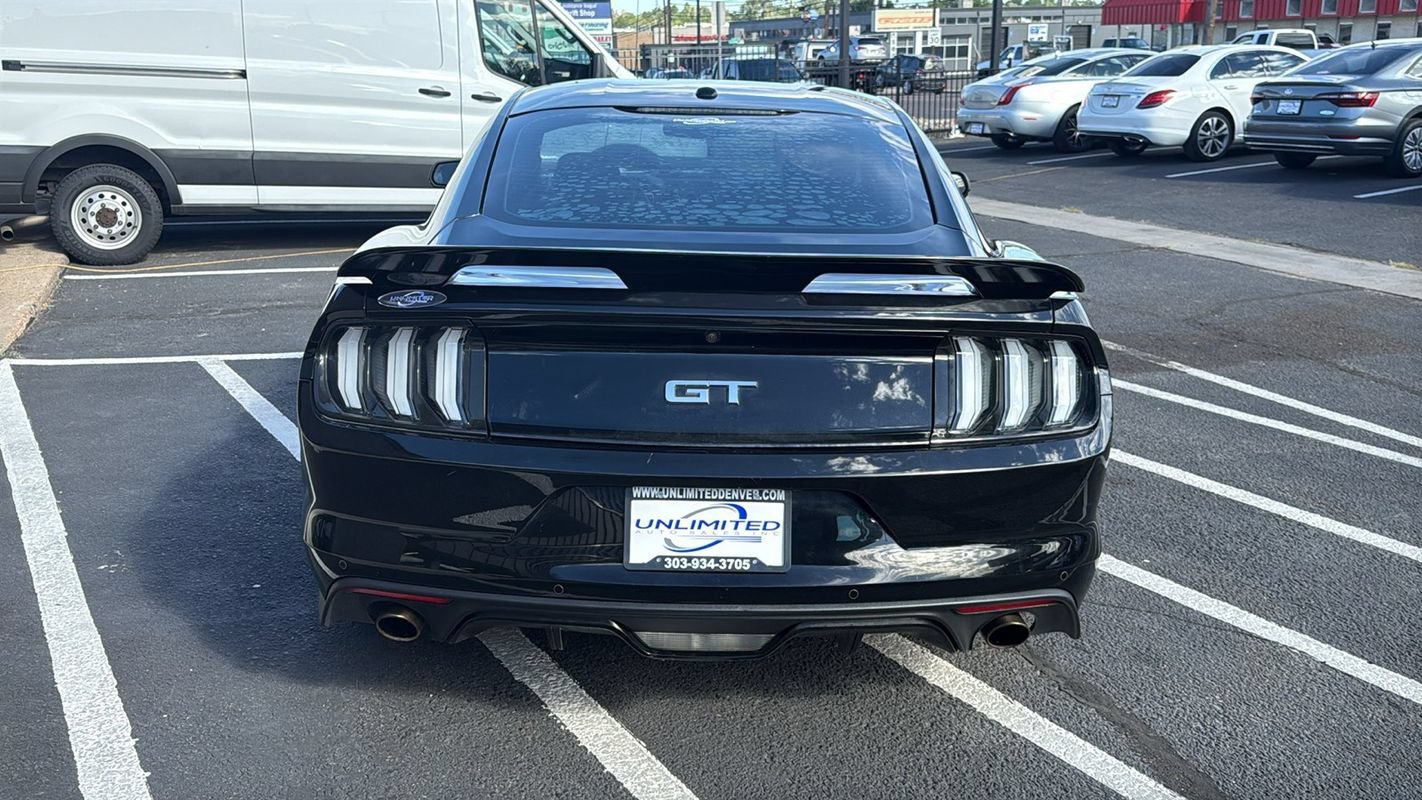 Used 2015 Ford Mustang GT Premium w/ GT Performance Package RWD image 4
