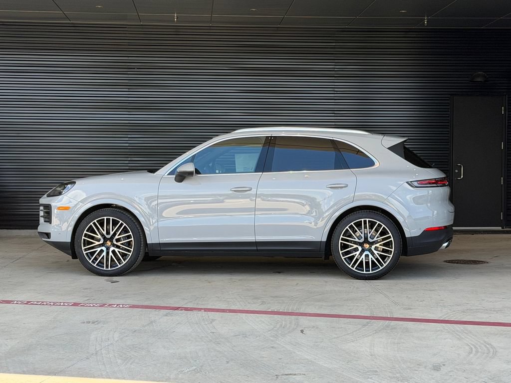 New 2026 Porsche Cayenne AWD/4WD image 2