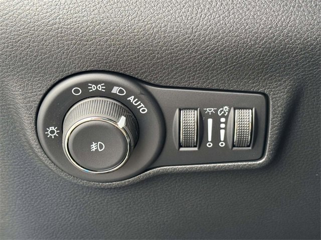 New 2026 Jeep Compass Trailhawk image 8