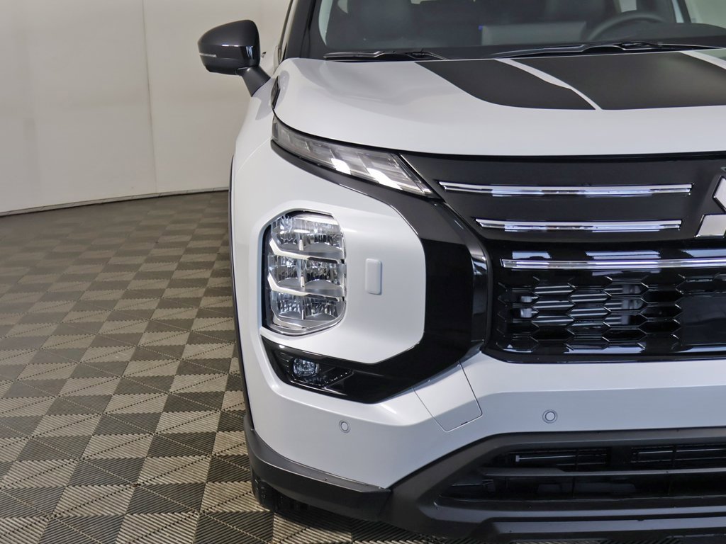 New 2026 Mitsubishi Outlander Trail Edition image 16