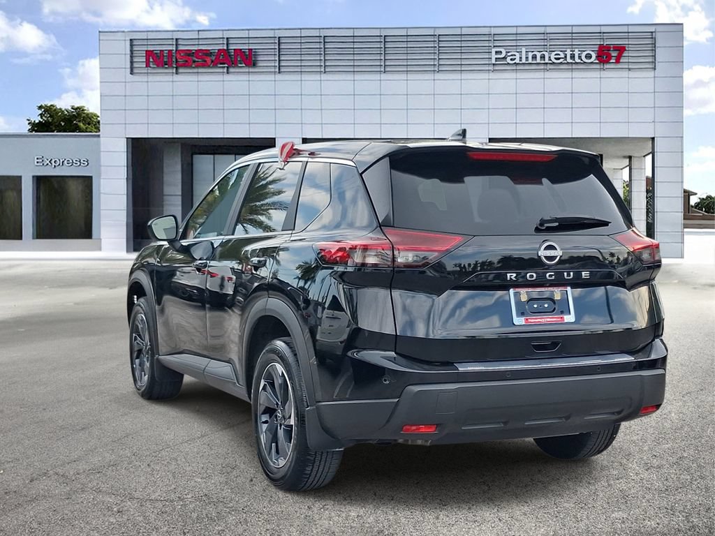 Certified 2025 Nissan Rogue SV FWD image 4