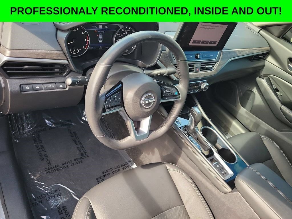 Used 2024 Nissan Altima 2.5 SL FWD image 9