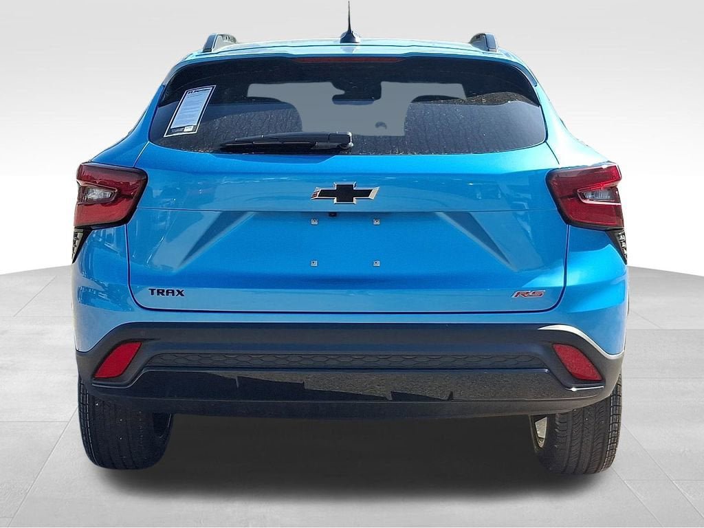 New 2026 Chevrolet Trax RS w/ Sunroof Package FWD image 5