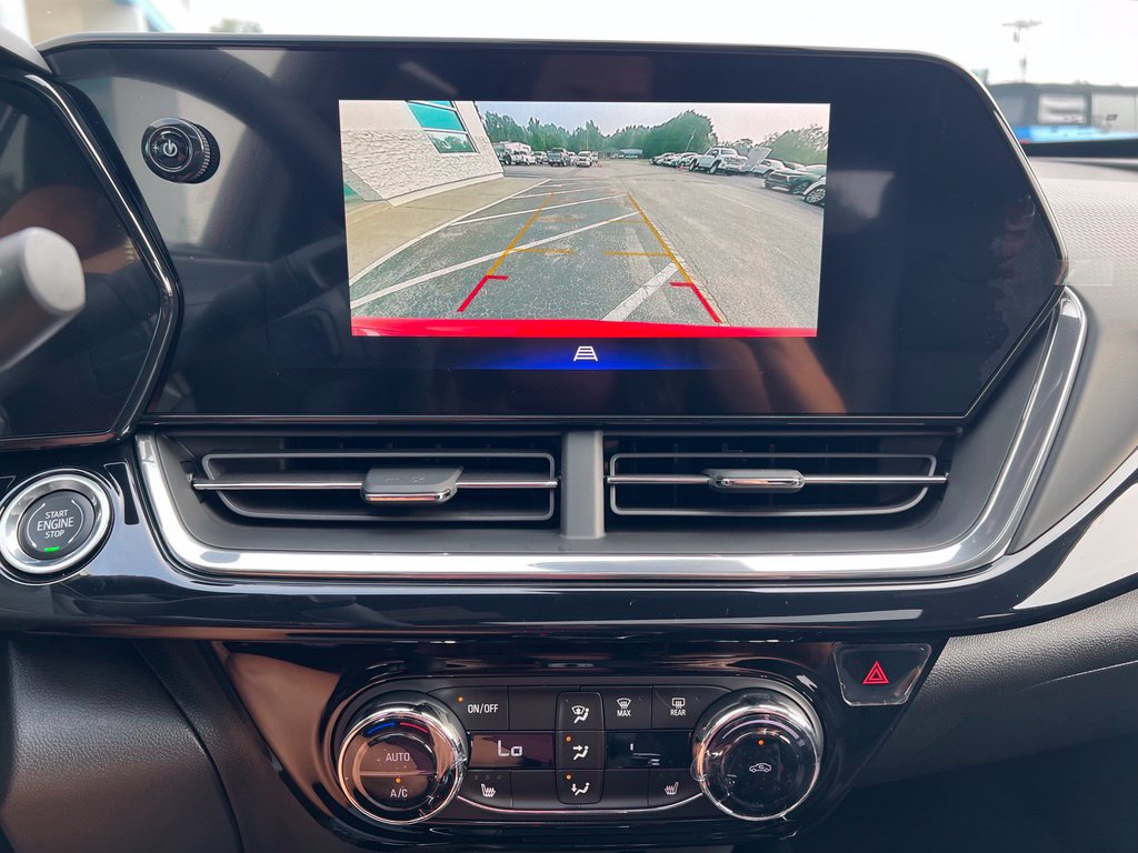 New 2026 Chevrolet Trax RS w/ Sunroof Package FWD image 20