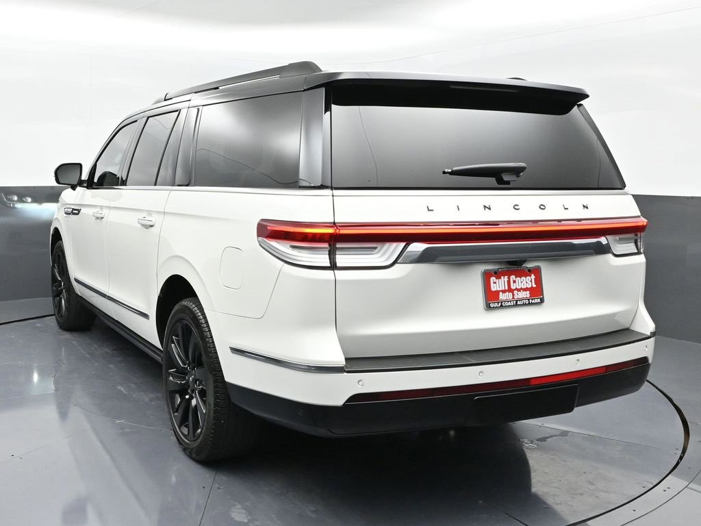 Used 2024 Lincoln Navigator L Black Label image 4