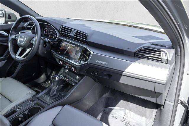 Used 2023 Audi Q3 2.0T Premium Plus w/ Premium Plus Package AWD/4WD image 24