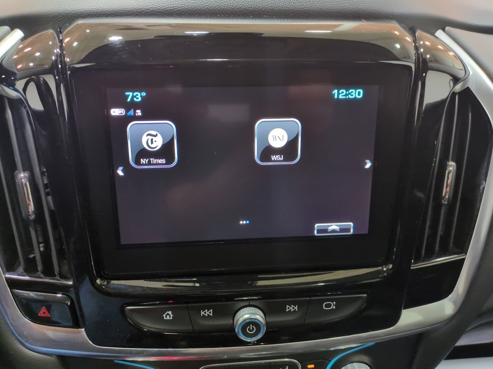 Used 2019 Chevrolet Traverse LT w/ LT Premium Package AWD/4WD image 27