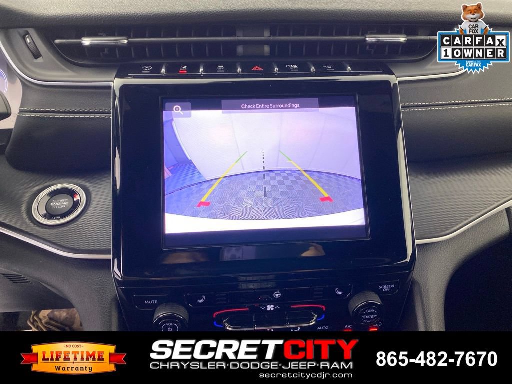 Used 2023 Jeep Grand Cherokee L Laredo AWD/4WD image 21